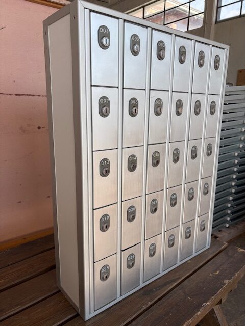 Vendesi armadio portavalori