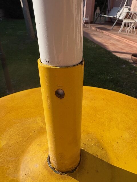 Vendesi tavolini portaombrelli