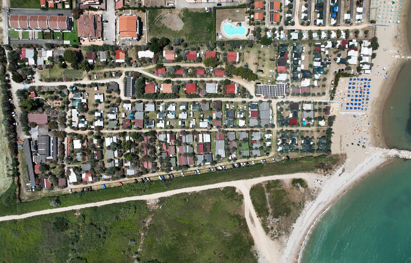 Stabilimento balneare, Resort