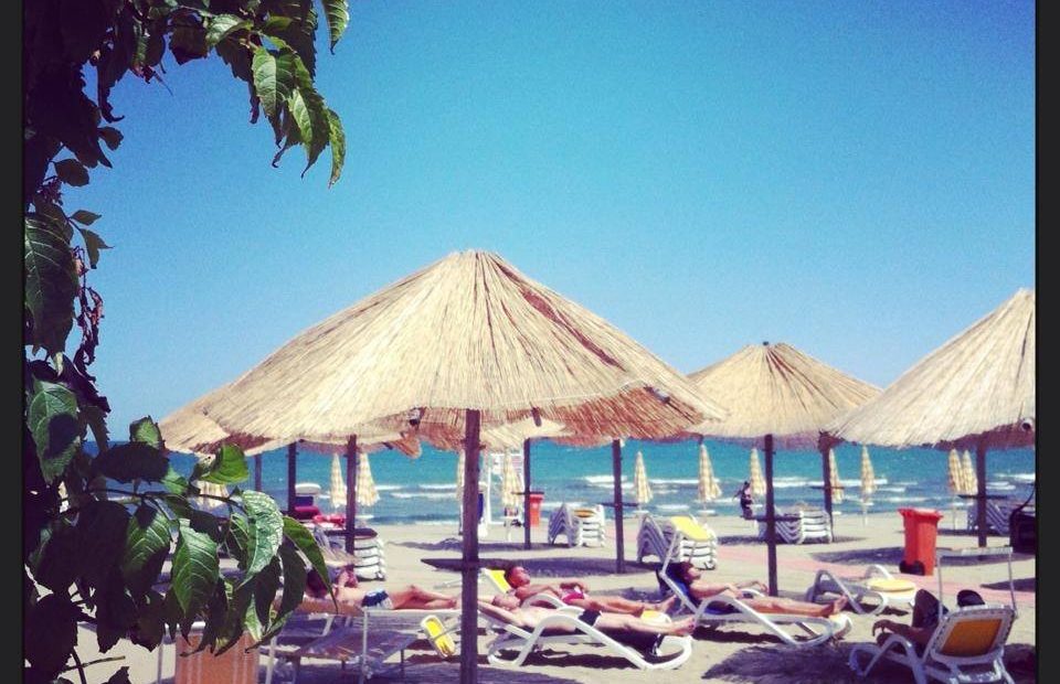 beverly hills beach siponto manfredonia