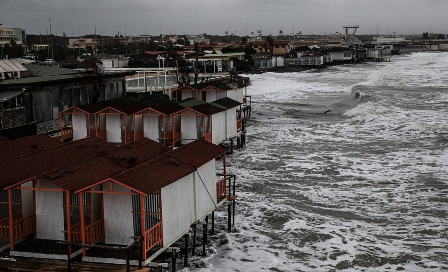 erosione costiera cause