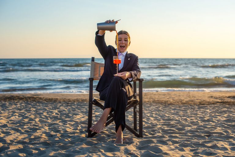 Elena Palmerini bartender