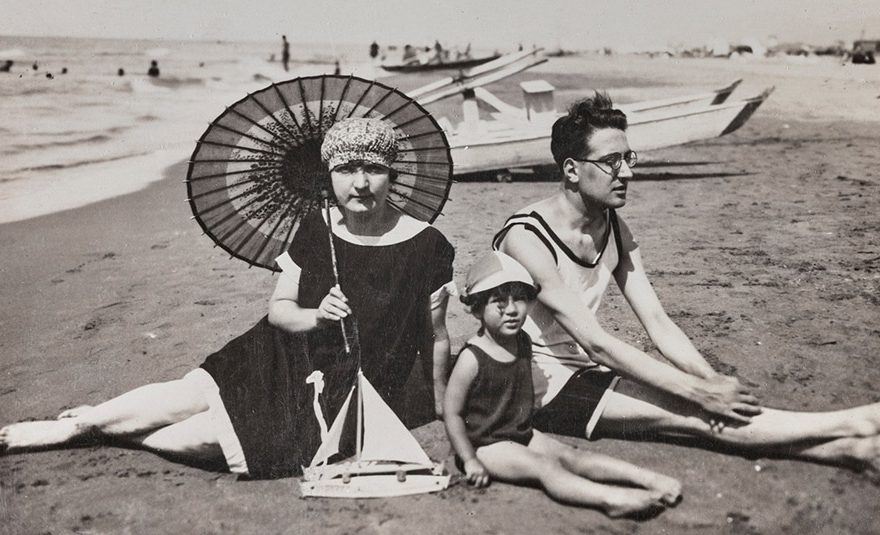 “La regina delle spiagge. Breve storia balneare di Viareggio dalle origini ai nostri giorni”
