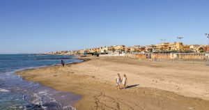 Stabilimenti balneari e spiagge sul litorale di Ostia Roma