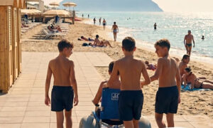 tutti al mare