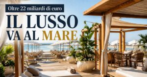 Lounge e gazeboli in legno di uno stabilimento balneare di lusso sulla spiaggia
