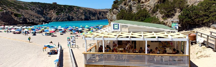 Oasi Beach Cala Domenstica Sardegna