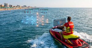 Un bagnino in divisa rossa su una moto d'acqua diretta verso il largo, con elementi grafici digitali di intelligenza artificiale (immagine generata con IA)