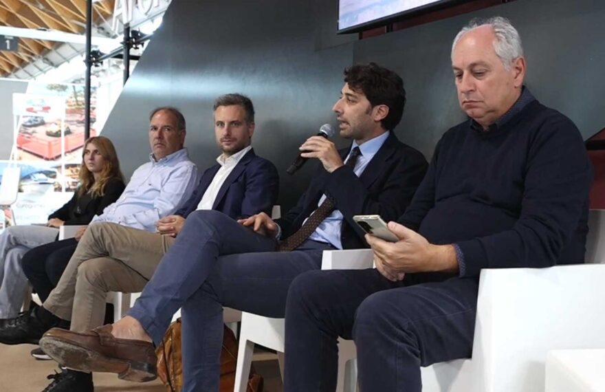 Relatori al convegno sul salvamento in spiaggia e la carenza di bagnini alla fiera InOut di Rimini