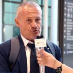 Il presidente di CNA Balneari Nicola Ghedini intervistato dal microfono di Mondo Balneare durante la fiera Inout a Rimini.