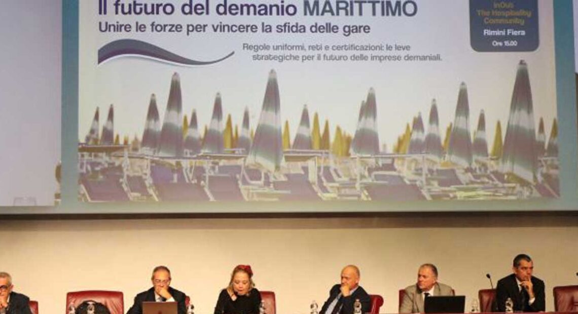 I relatori al tavolo del convegno di Confartigianato Imprese Demaniali alla fiera InOut di Rimini.