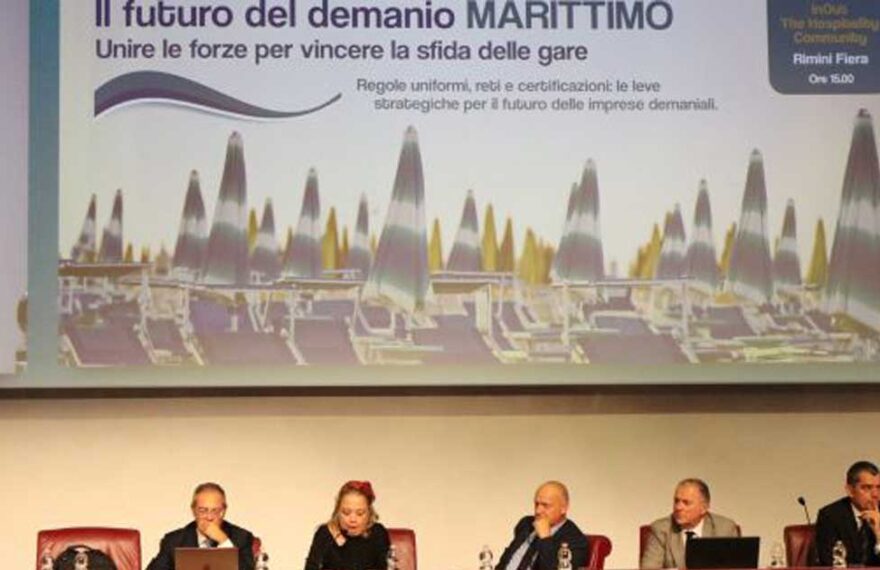 I relatori al tavolo del convegno di Confartigianato Imprese Demaniali alla fiera InOut di Rimini.