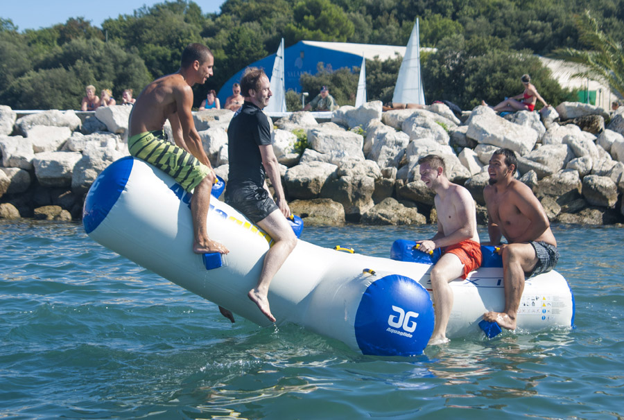 giochi gonfiabili acquatici