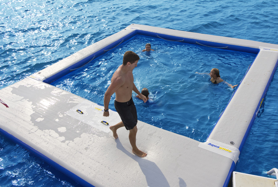 giochi gonfiabili acquatici
